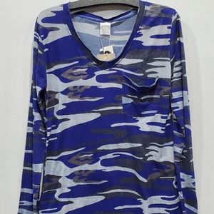 🆕️ EXIST Vintage Tee